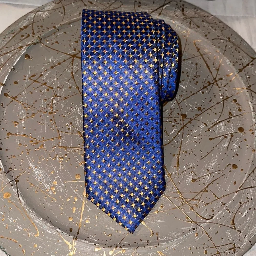 Michael Kors Blue Yellow Textured 💯 Silk Tie